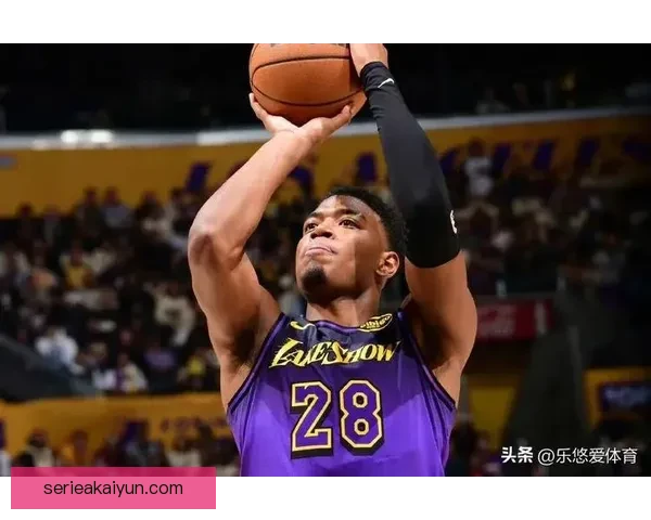 安东尼状态回暖，近期比赛表现稳健，值得关注。